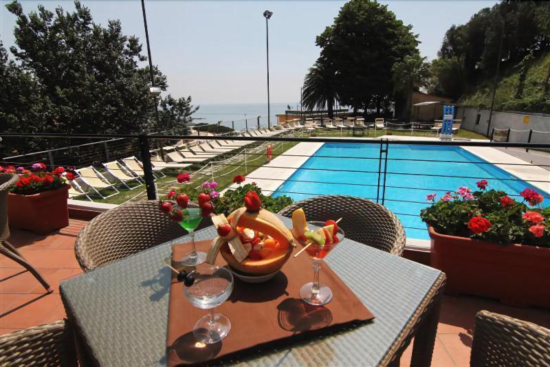 Hotel Villa Adele Celle Ligure Exteriör bild
