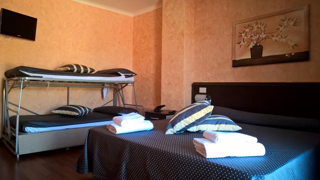 Hotel Villa Adele Celle Ligure Rum bild