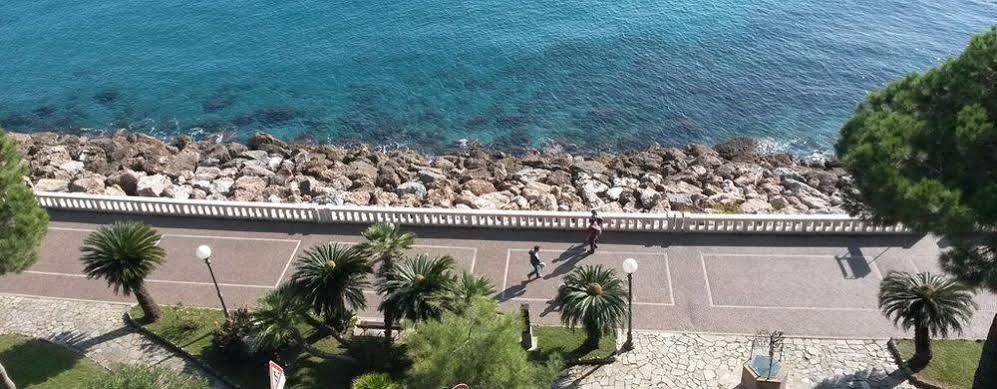 Hotel Villa Adele Celle Ligure Exteriör bild